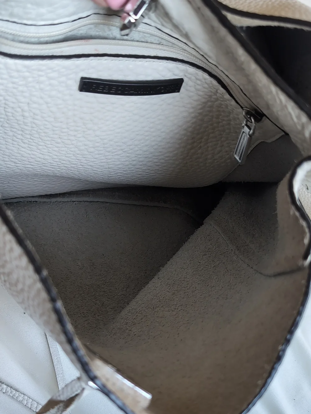 Rebecca Minkoff -Hobo Silver Studded Darren Shoulder Bag Optic White🤍